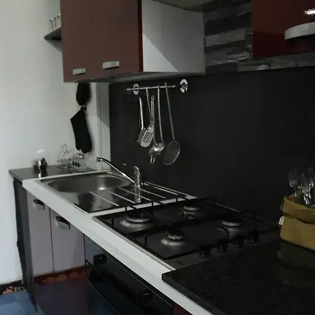 2nd Floor - Holiday House * Gallipoli