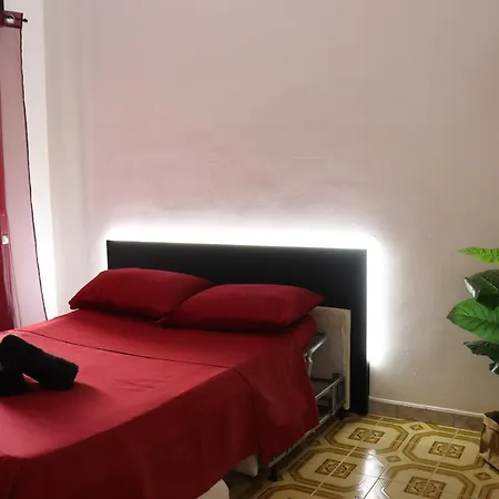 2nd Floor - Holiday House * Gallipoli