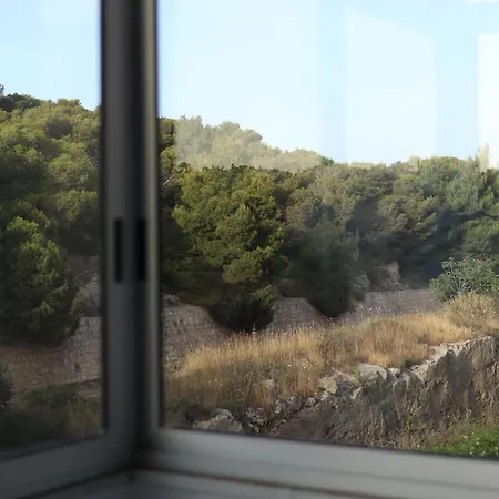 2nd Floor - Holiday House * Gallipoli